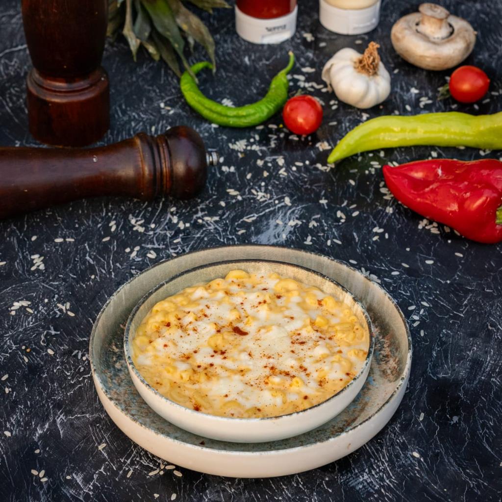 MAC AND CHEESE